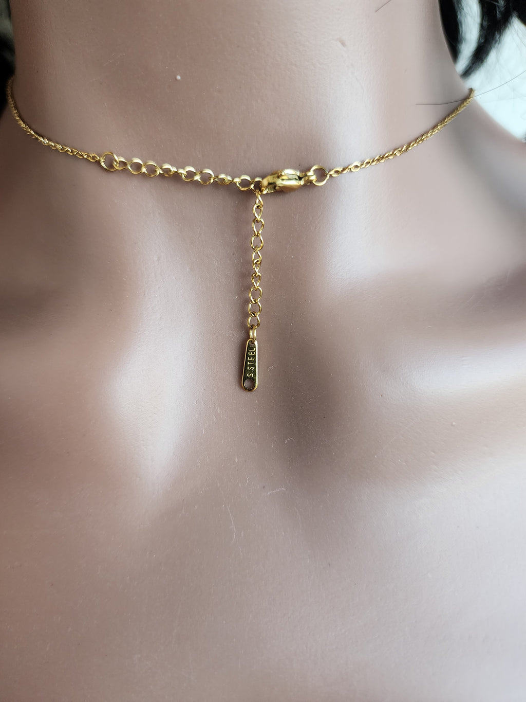 Collier pendentif fleur et perle blanche