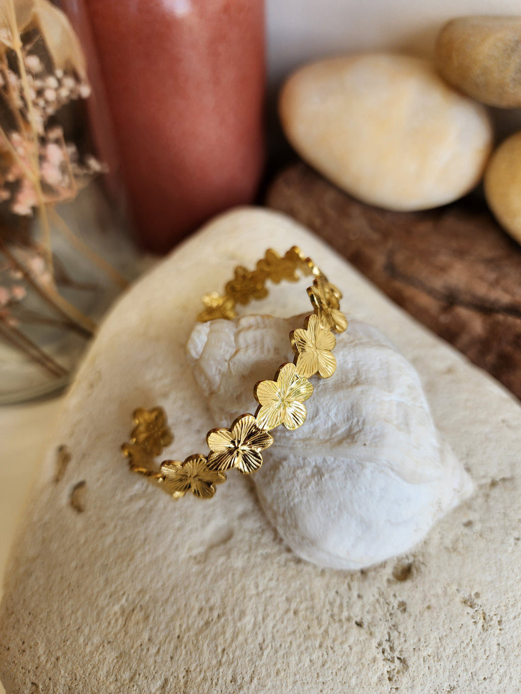 Bracelet jonc ajustable fleurs