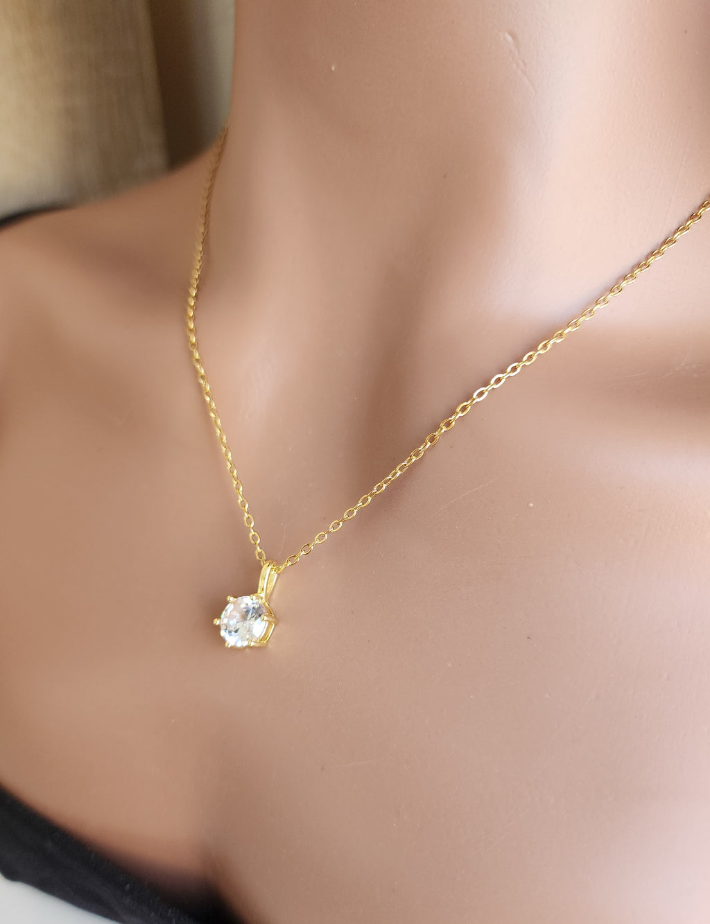 Collier pendentif diamant blanc