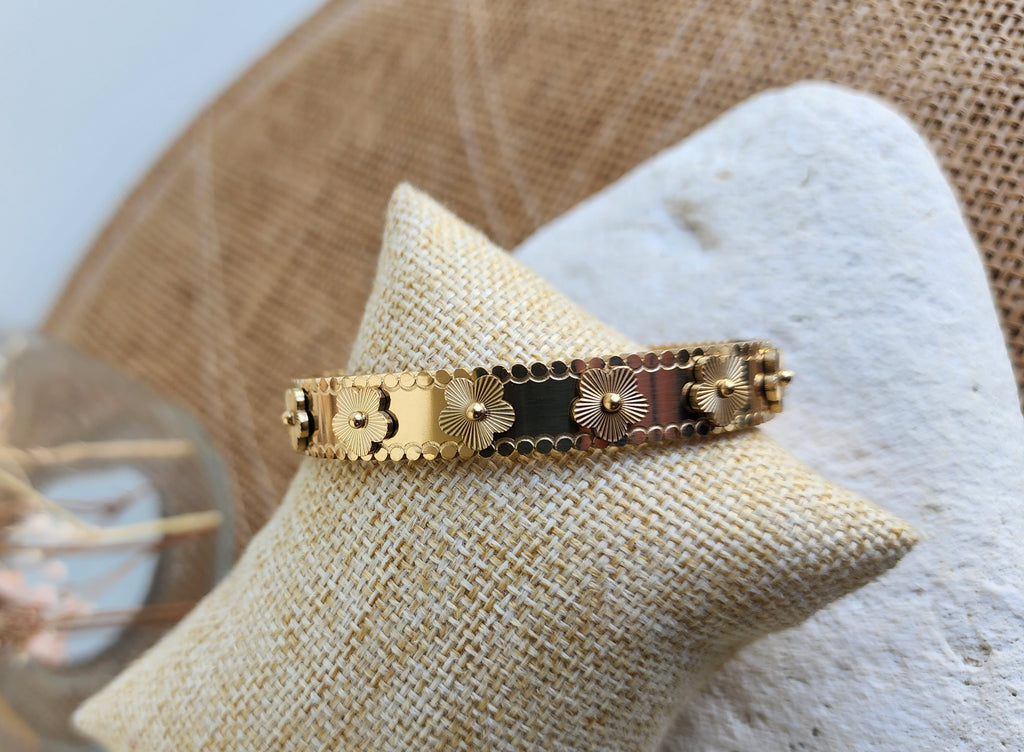 Bracelet jonc petites fleurs