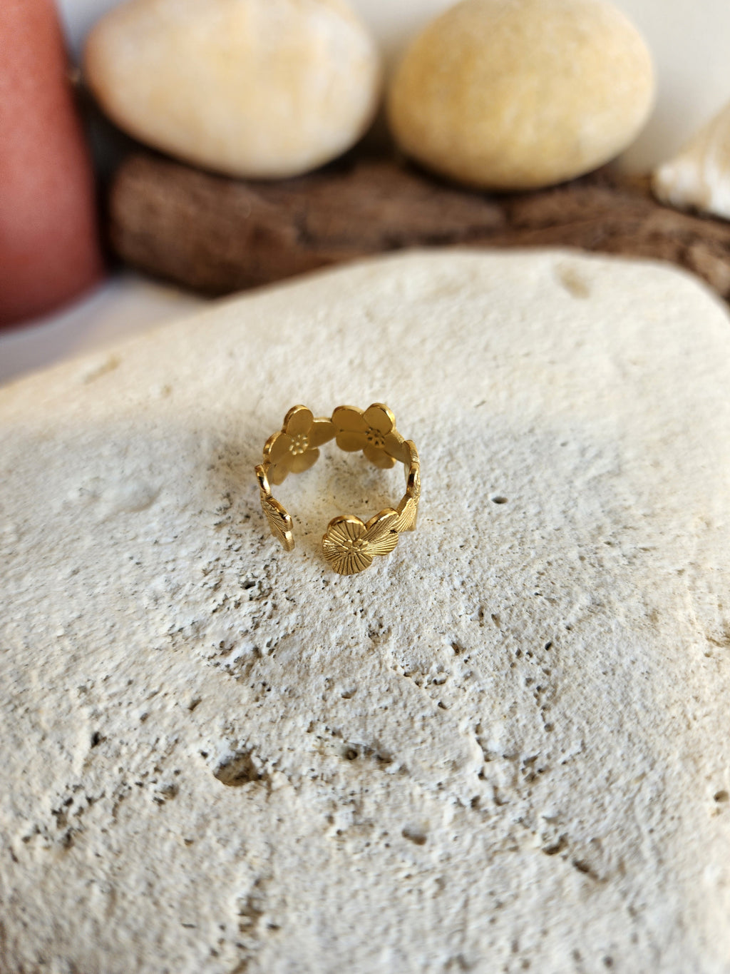 Bague ajustable fleurs