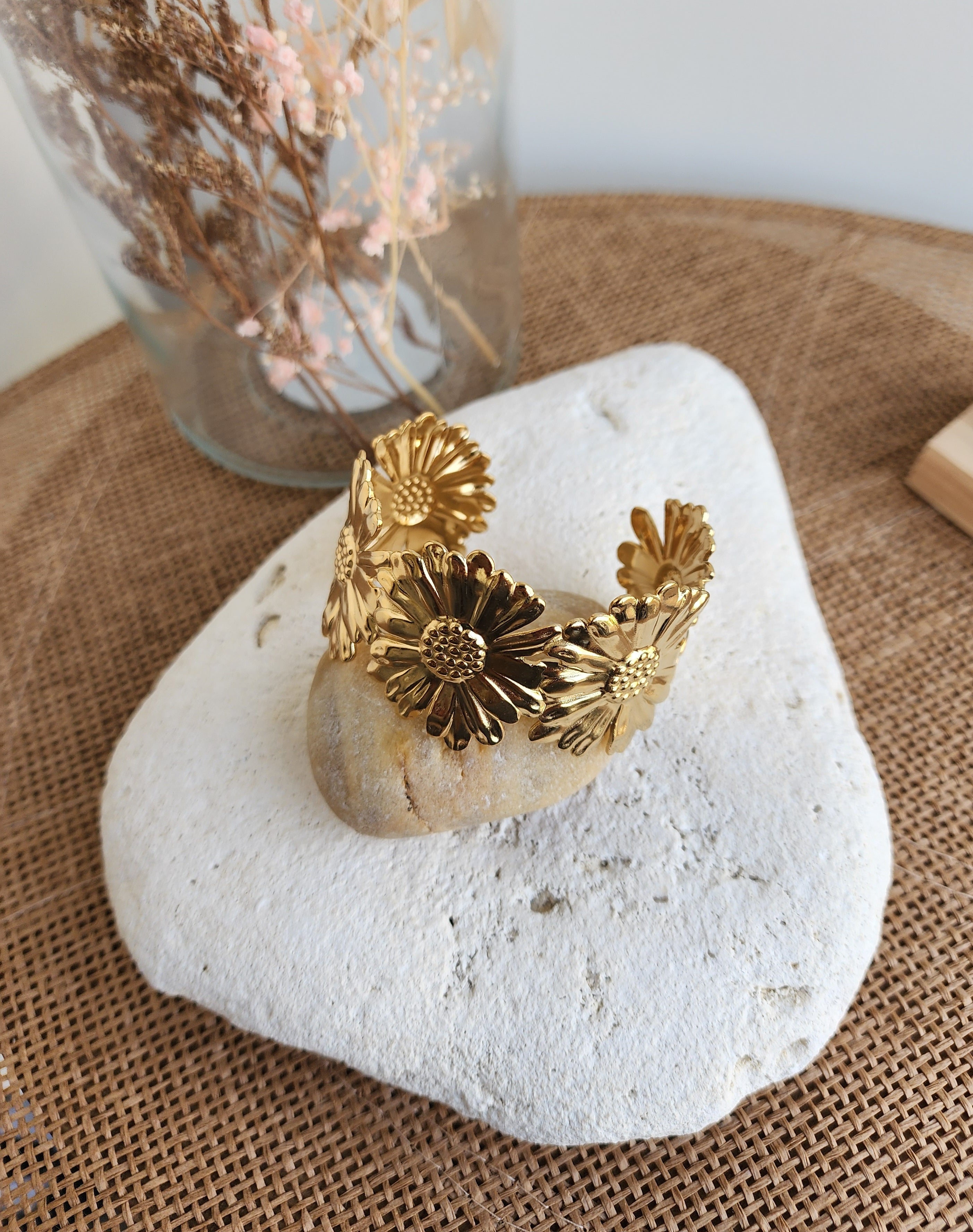 Bracelet jonc ajustable fleurs