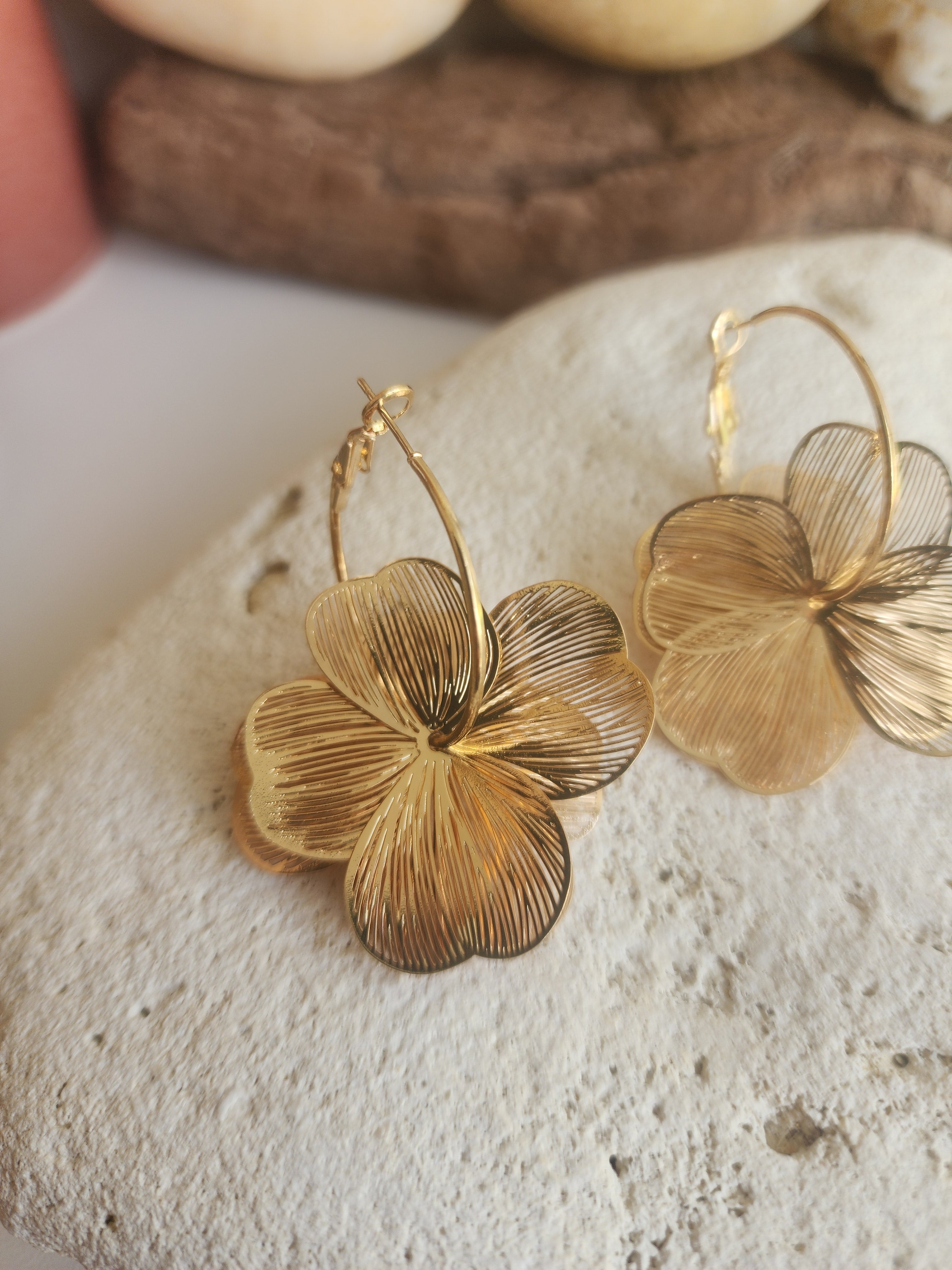 Boucles d'oreilles créoles fleurs