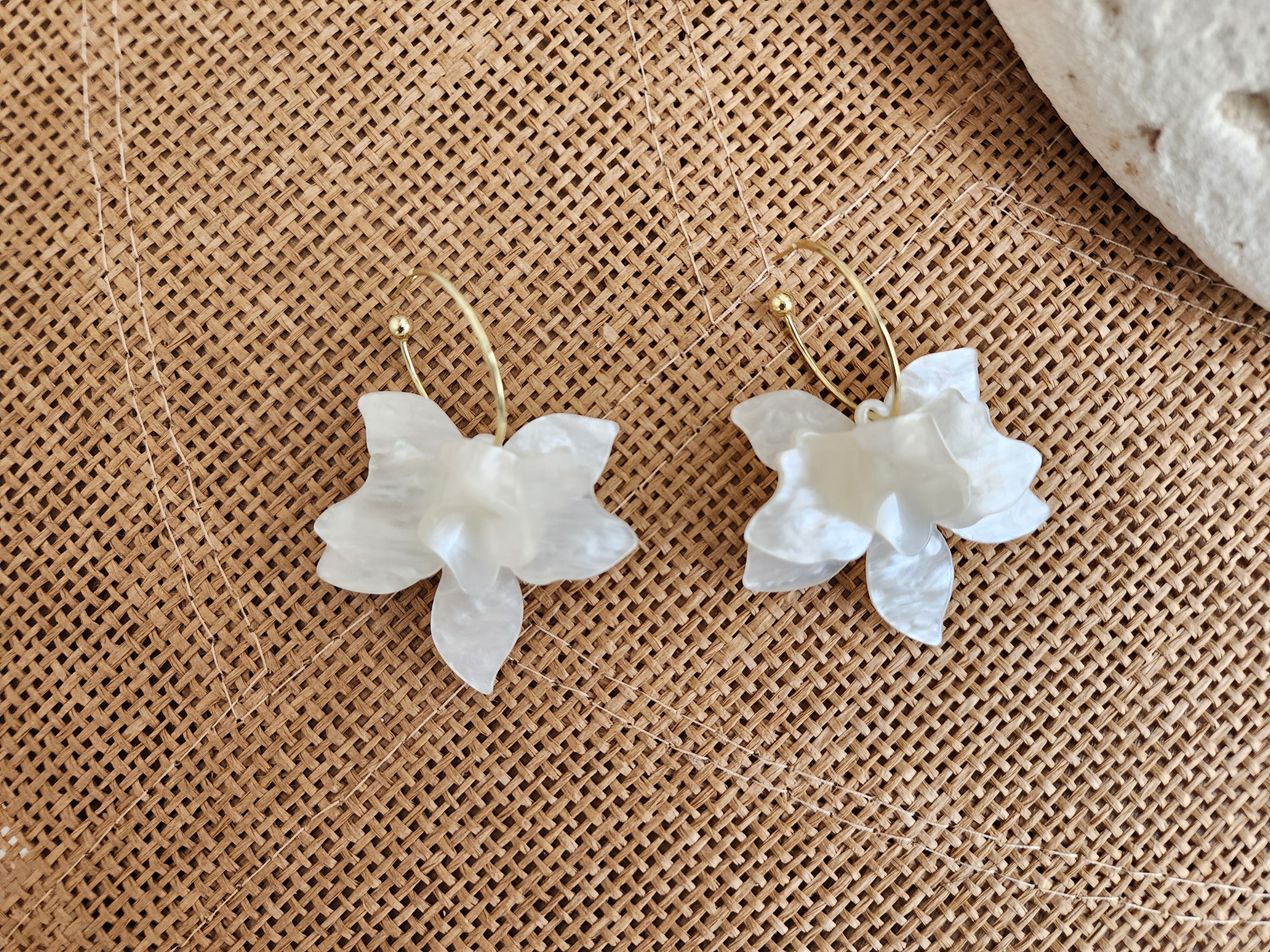 Boucles d'oreilles créoles fleurs