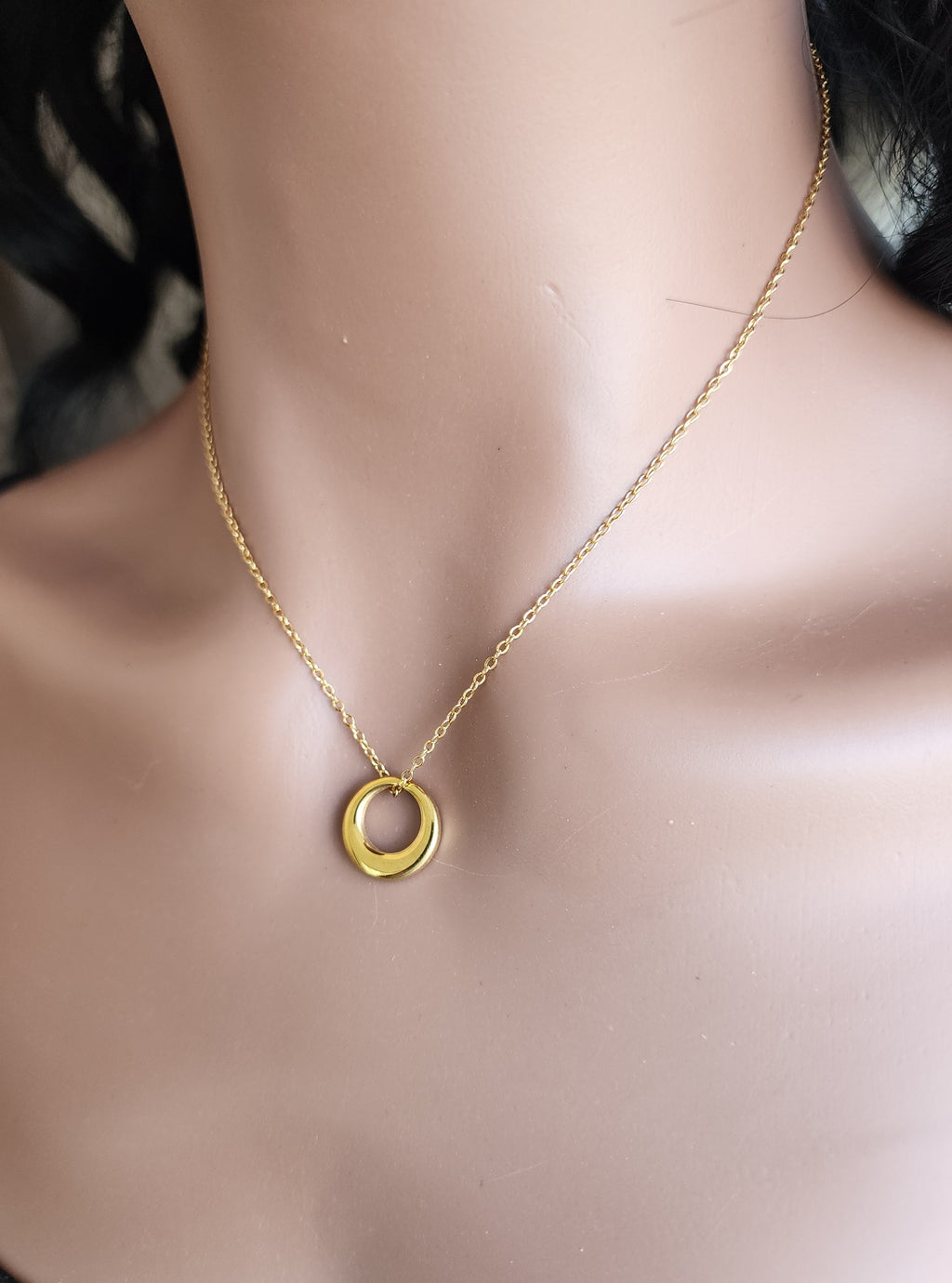 Collier pendentif anneau