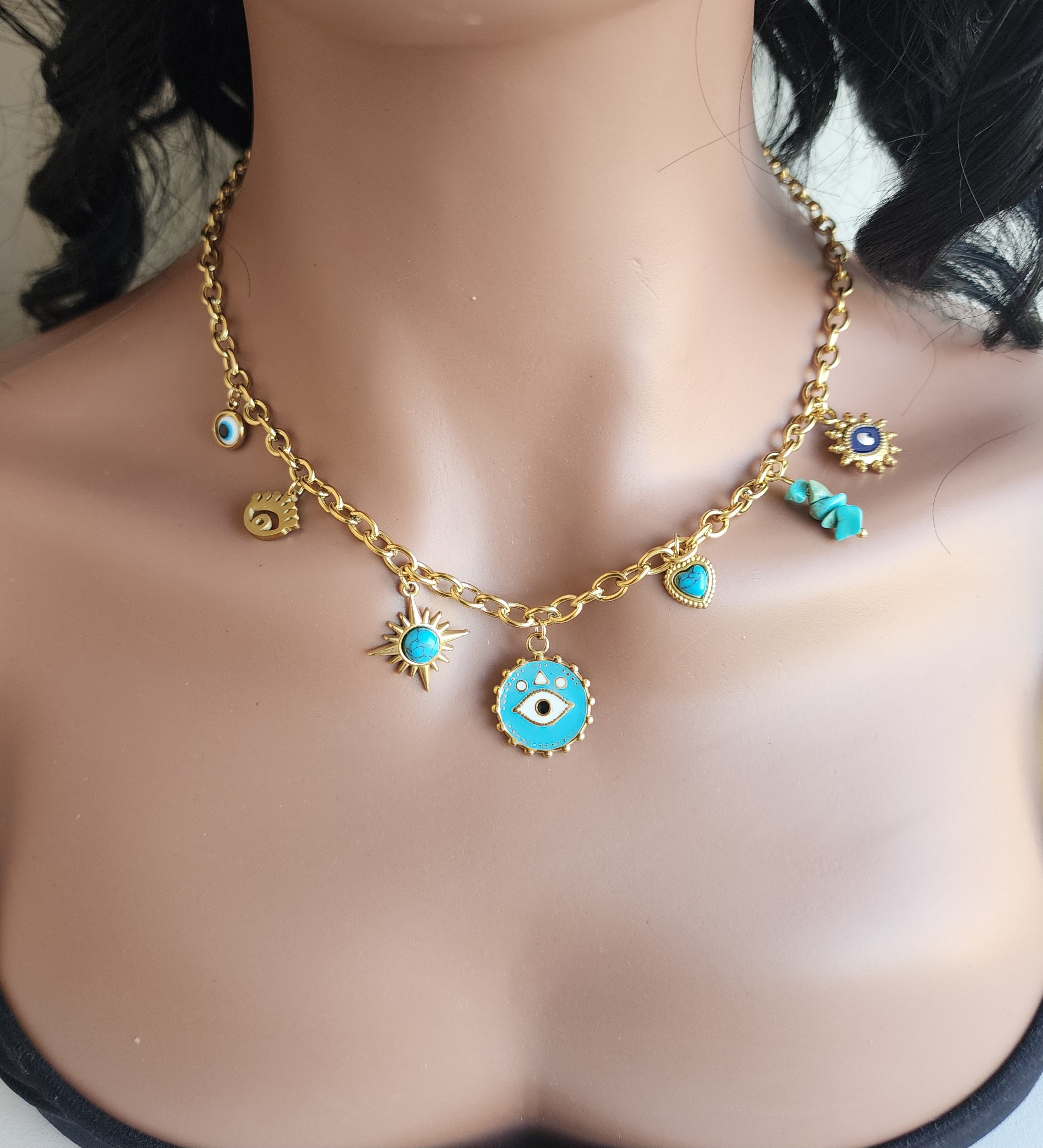 Collier à breloques oeil protecteur