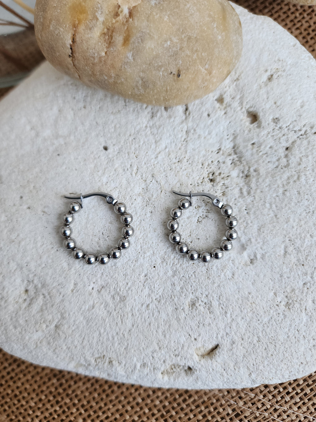 Boucles d'oreilles créoles perlées