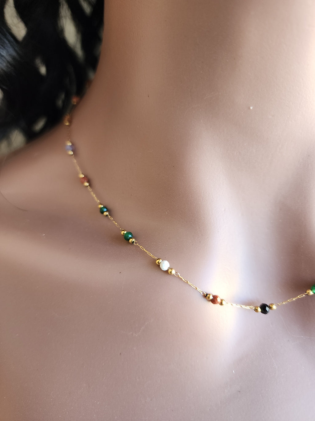 Collier perles multicolores