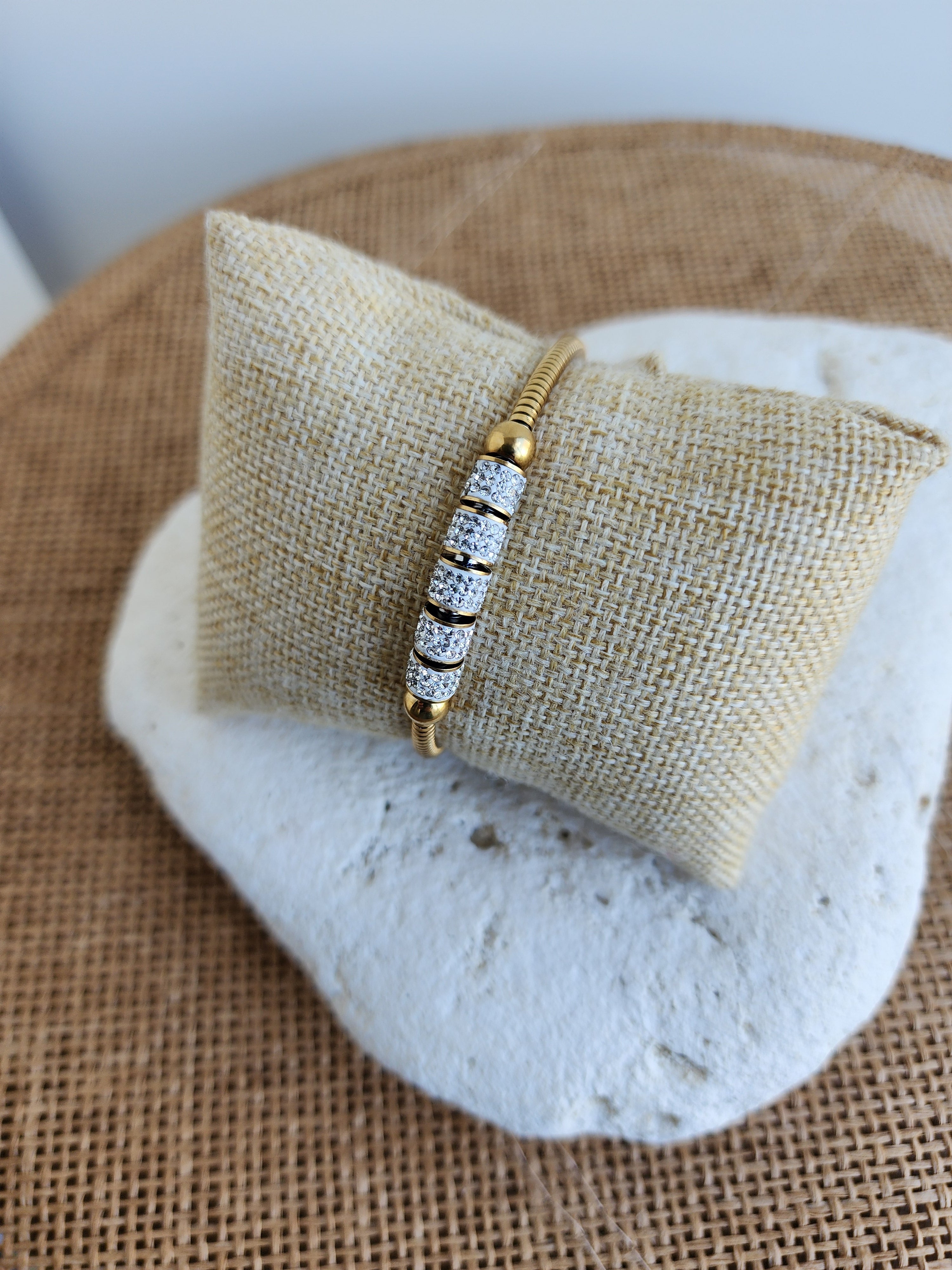 Bracelet perles cylindriques strass