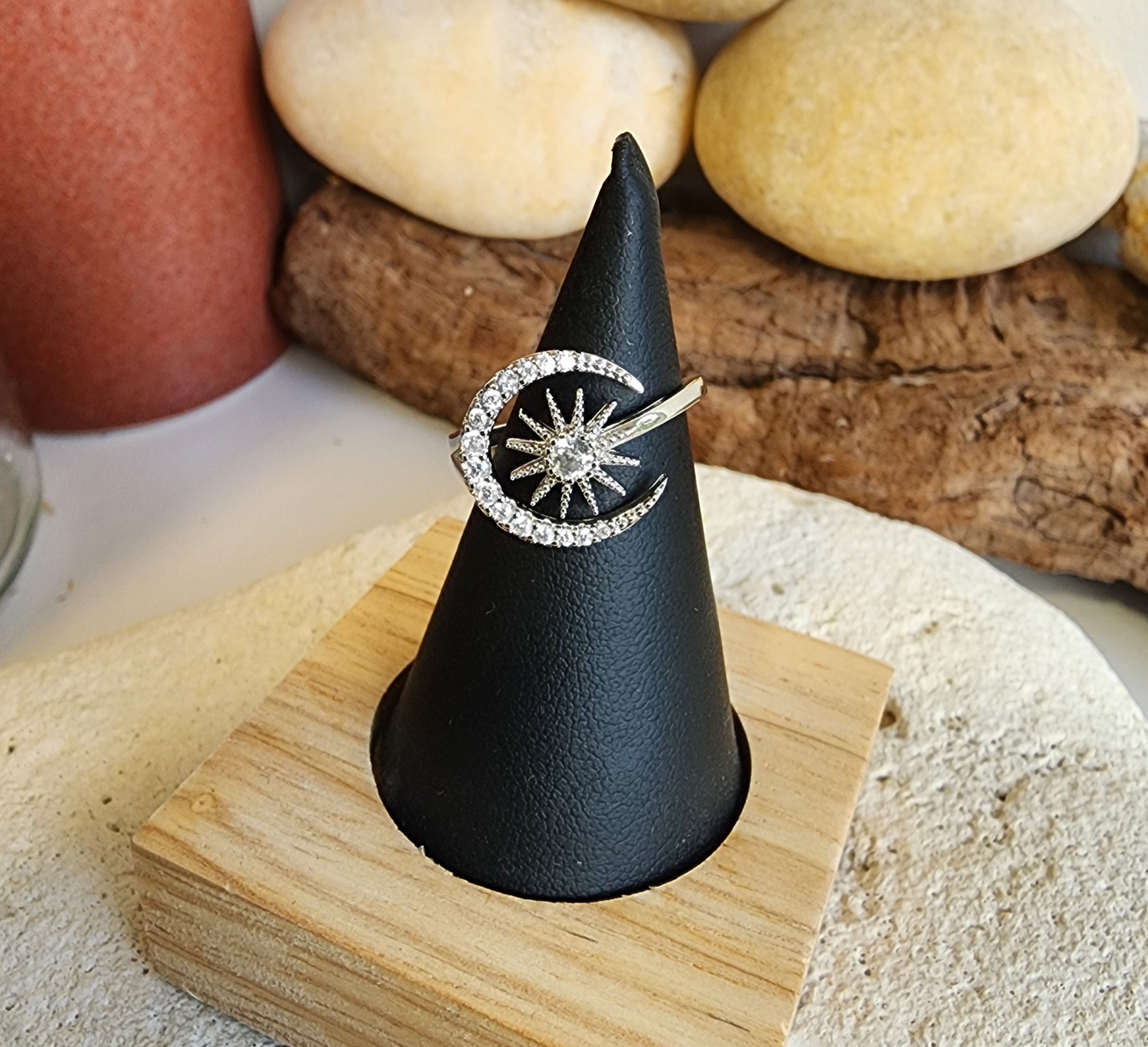 Bague ajustable lune et étoile strass