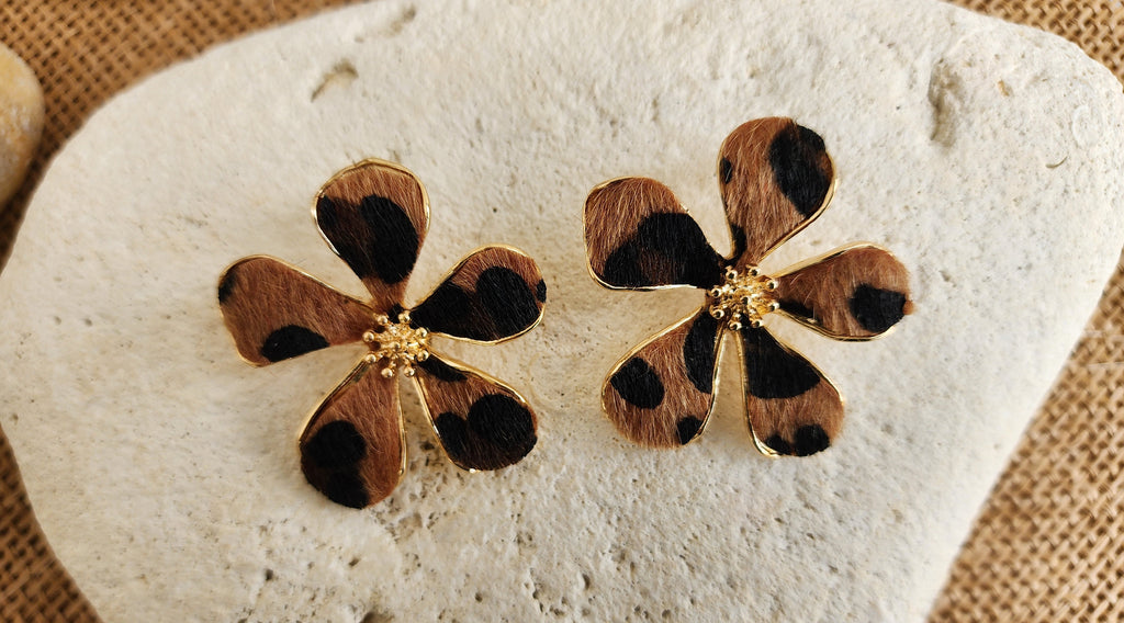 Boucles d'oreilles fleurs motifs léopard