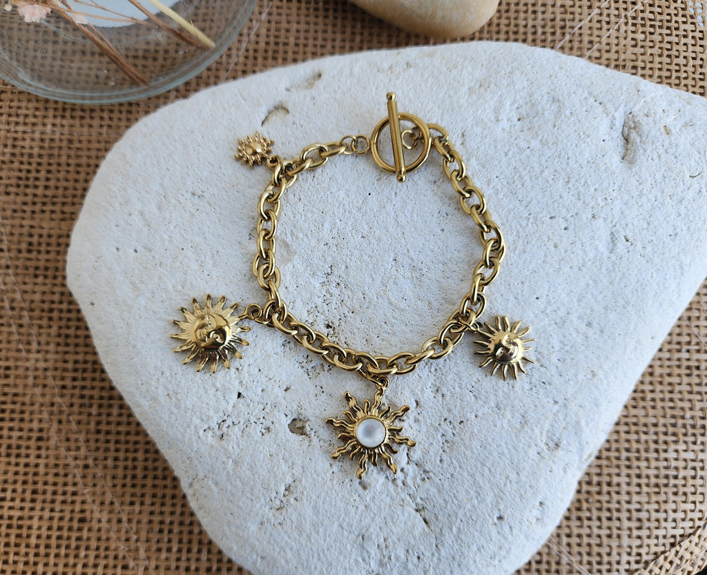 Bracelet à breloques soleil